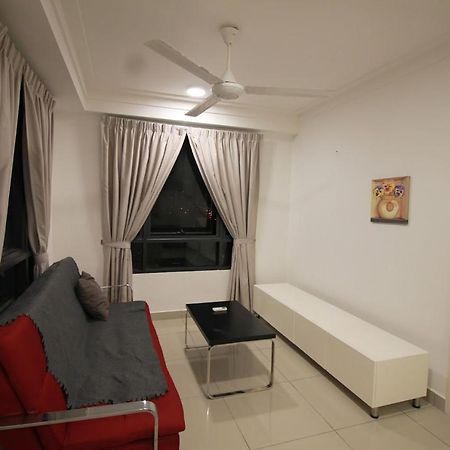 Abz Apartment @ Solstice Cyber Dzsaja Kültér fotó