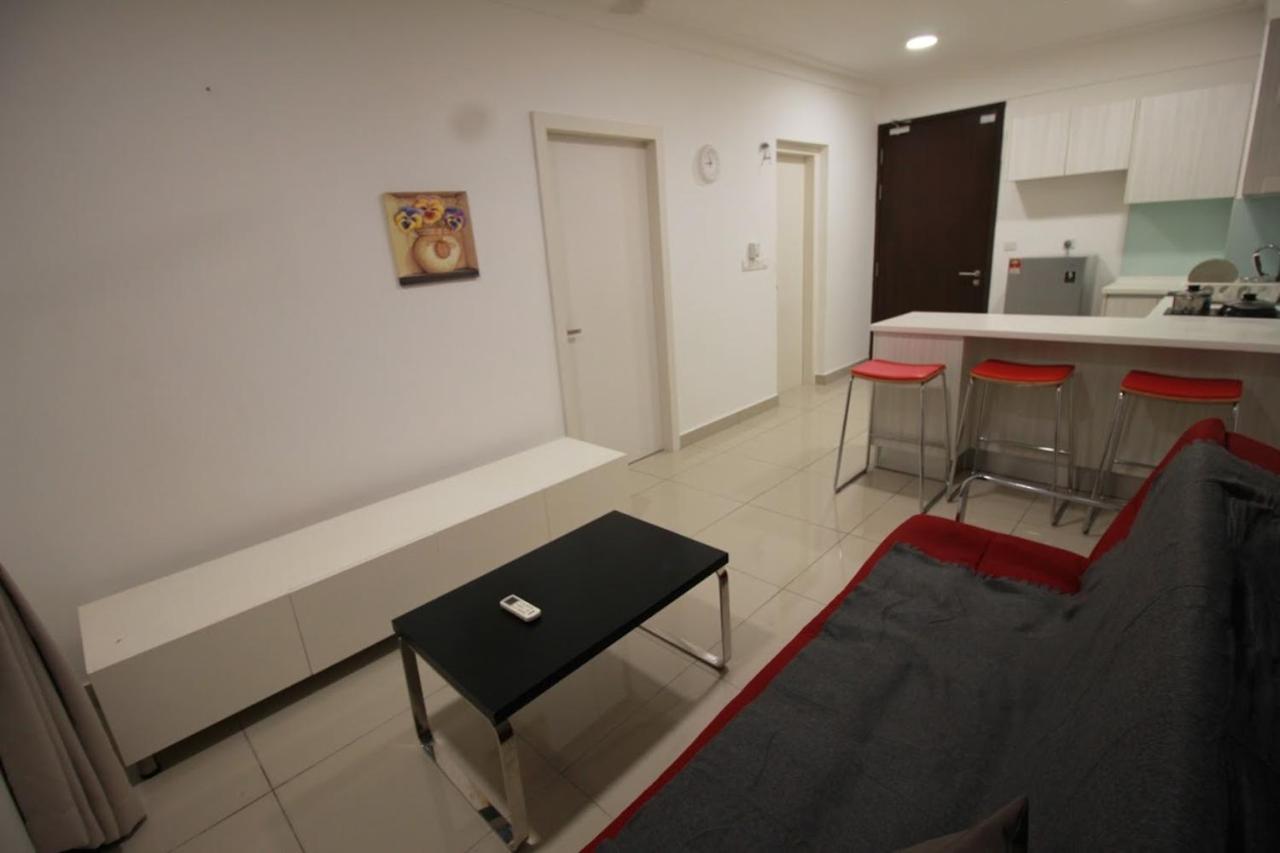 Abz Apartment @ Solstice Cyber Dzsaja Kültér fotó