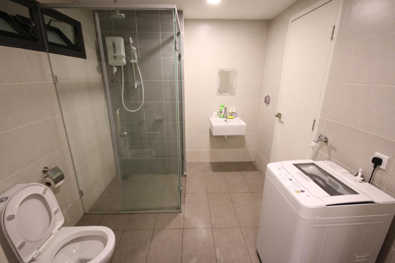 Abz Apartment @ Solstice Cyber Dzsaja Kültér fotó